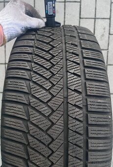 245/45 R18 - 4x zimní Continental 7-8mm,DOT1724 - 7