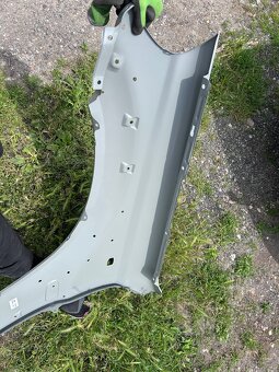 Pravý přední blatník Hyundai Terracan - 7