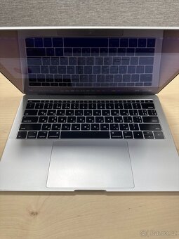 MacBook Pro 13" /8GB/ Intel I5/ 2016 - 7