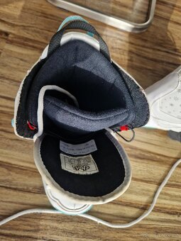 Dětské snowboardové boty vel. 35 bílé - 7
