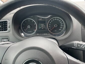 VW POLO 6R 2011 1,4 63KW MODEL TEAM 2011 TOP STAV - 7