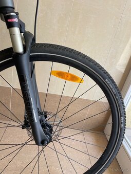 Krosové kolo Giant Roam Disc 0 - 7
