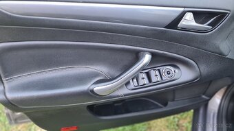 Ford Mondeo Turnier IV 2.0 TDCi 103KW 6MT MY 2013 - 7