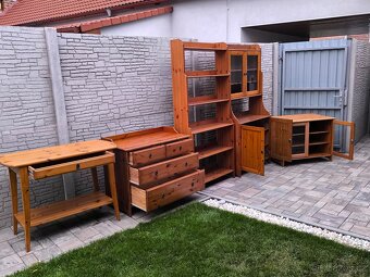 Prodám zachovalý nábytek IKEA LEKSVIK - 7