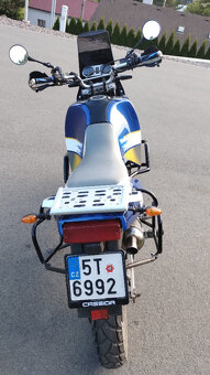 Suzuki DR BIG 800 - 7