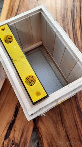 Plemenáč 39x24 na 7 rámků - 7