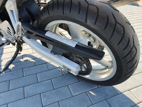 Suzuki SV 650 N - 7