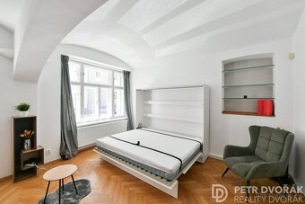 Prodej bytu 1+kk 40,67 m2 Rokycanova, Praha Žižkov - 7