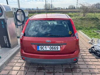 Ford Fiesta 2006 - 7