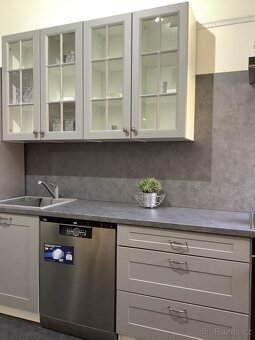 Moderní kuchyně v šedé barvě CARMEN - 7