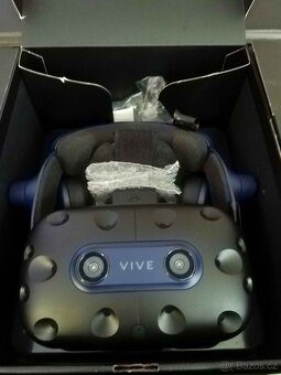 HTC Vive Pro 2 Full set - 7