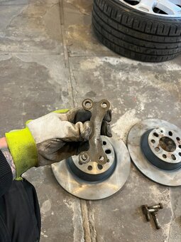 Zvětšení brzd z 232mm na 280mm - 7