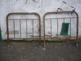2 páry mosazných starožitných postelí - 7