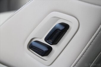 Škoda Superb 2.0 TDI 140kW STYLE+ PANORAMA (2019) - 7