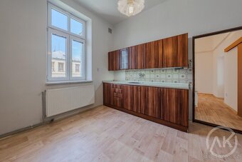 Prodej družstevního bytu 2+1 se zahrádkou, ul. Polanecká - 7