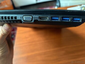 Notebook Fujitsu Siemens Lifebook AH544G632 - 7