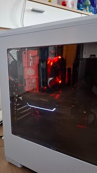 Herní PC Intel i7 8700K + RTX 2060, červené RGB podsvícení - 7