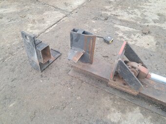 Hydraulická štípačka na dřevo - 7