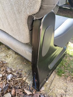 6 a 7 sedadlo VW Caddy - 7