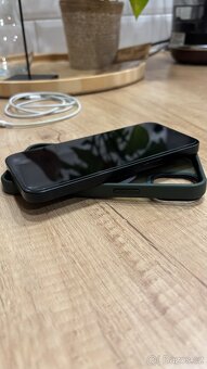 IPhone 14 256 gb Midnight barva - 7