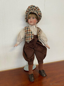 porcelánové panenky- sbírka - 7