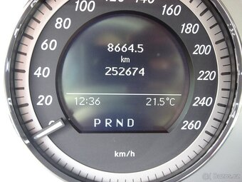 Mercedes Benz GLK 350 CDI 4MATIC r.v.2010 1.MAJITEL - 7