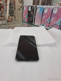 Apple iPhone 11 Pro Max 64 GB - 7