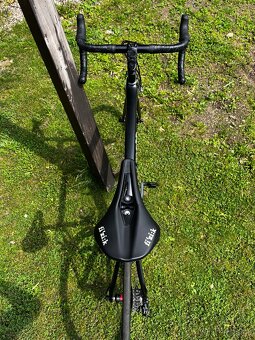 Silniční kolo Barnett - stavba - 7