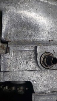 Motor na IŽ49 kliková hřídel bez vůle perfektní stav - 7