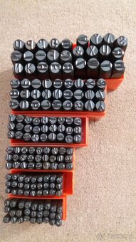 Raznice-drevo,kov,koža - 7