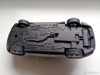 BMW X6 (Kinsmart) - 7