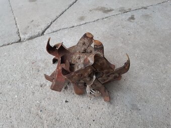 Rotavátor - nože - 7