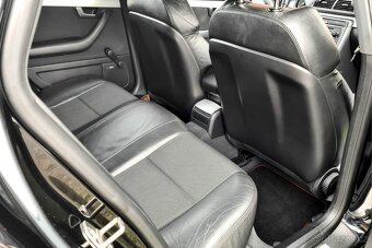 Audi A4 2.0TDI S-line SUPER - 7
