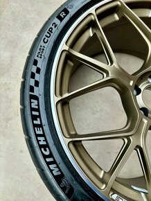 Mercedes AMG GT 21” Zlaty Michelin Pilot Sport Cup 2 - 7