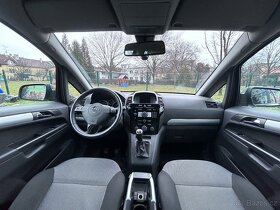Opel Zafira B 1,8, stříbrná, 7 míst, 103 kW - 7