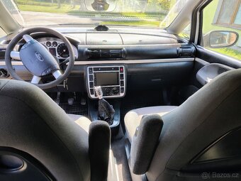 Ford Galaxy 2004, 1.9 TDI 85kw 7 míst STK do 7.5.2027 - 7