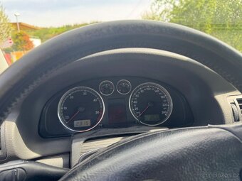 VW Passat 2,5 TDi, r.v. 2004 - 7