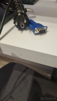 Monitor 24" Samsung S24E450 - 7