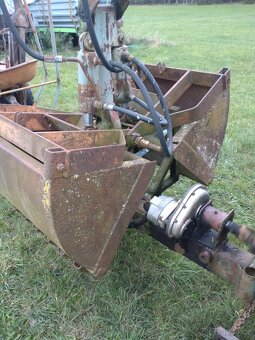 Nakladač unhz500. - 7