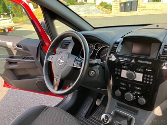 Opel Zafira B 1.8 16V Cosmo, 7 míst, 2xKola, výbava - 7