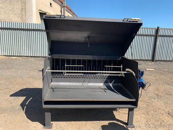 Půjčování grilu na sele, půjčovna - 7