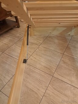 Postel z masivu. - 7