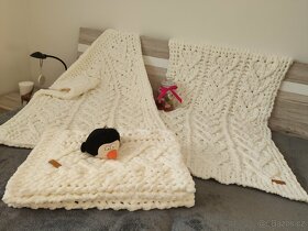 Pletená dětská deka smetanová - 7