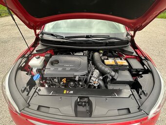 Prodám auto KIA STONIC 2018 - 7