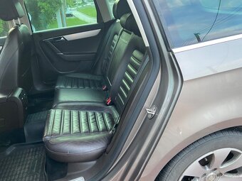 VW Passat B7 - 7