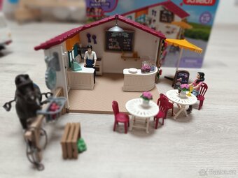 Schleich 42592 Kavárna pro jezdce - 7
