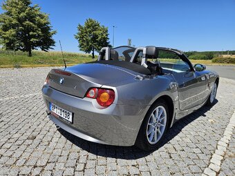BMW Z4 2,2L BENZIN 6TI VÁLEC - 7