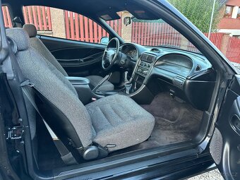 Ford Mustang 3.8 V6 , manuál , klimatizace , slušný stav - 7
