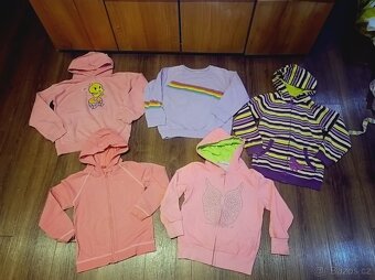 Set dívčího oblečení vel 134-140 - 7