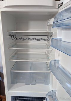 Lednice s mrazákem Electrolux výška 175cm, objem 336l - 7